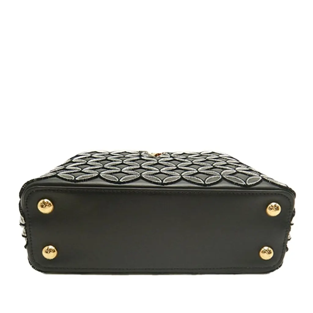 Louis Vuitton Quilted Lambskin Flower Capucines BB Black Leather Very good - Inside View