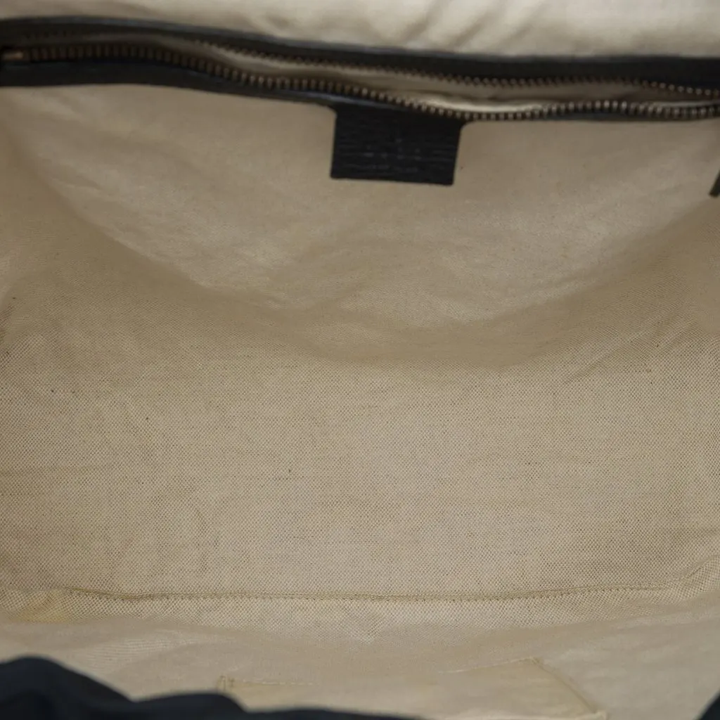 Gucci GG Marmont Calfskin Backpack Black Leather Very good - Model View