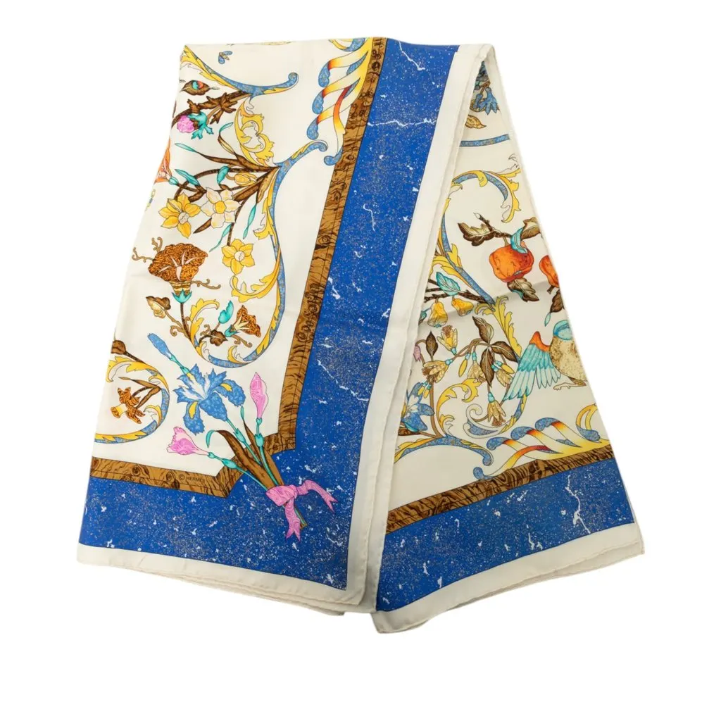 Hermès Pierres d Orient et d Occident Silk Scarf 90 White Very good - Front View