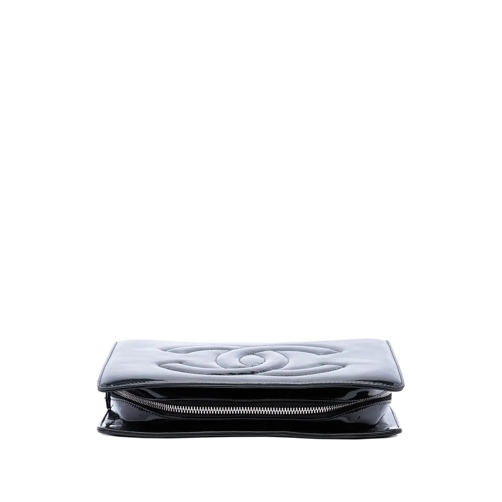 Chanel Mini CC Patent Clutch With Chain Black Leather Very good - Inside View