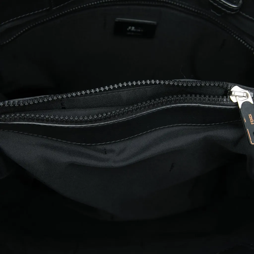 Fendi Canvas Logo Patch Tote Black Very good - Model View