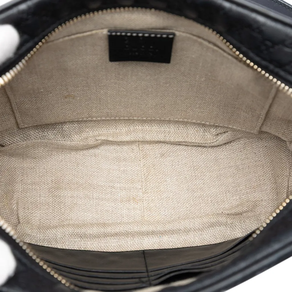 Gucci Microguccissima Bree Crossbody Black Leather Very good - Model View