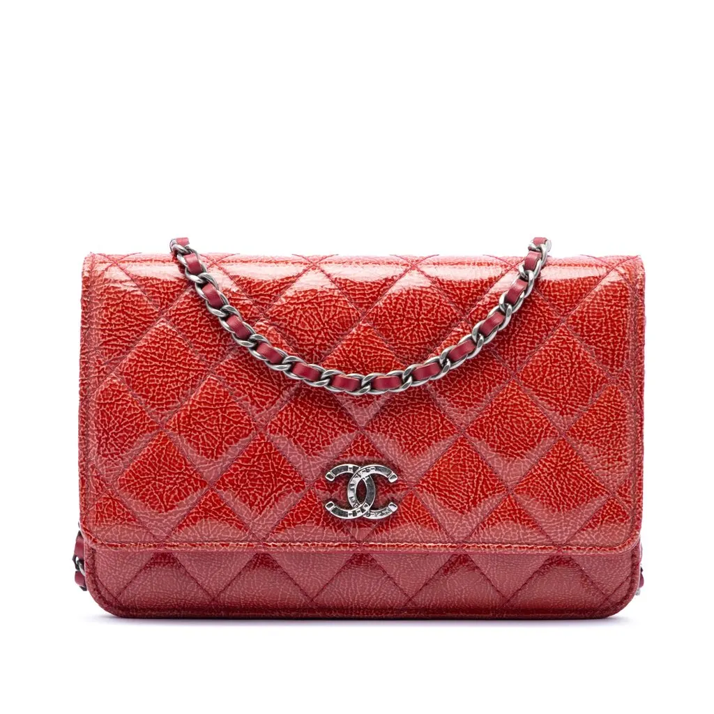 Chanel Paris Dallas CC Quilted Patent Goatskin Wallet on Chain Red Leather Very good - Front View