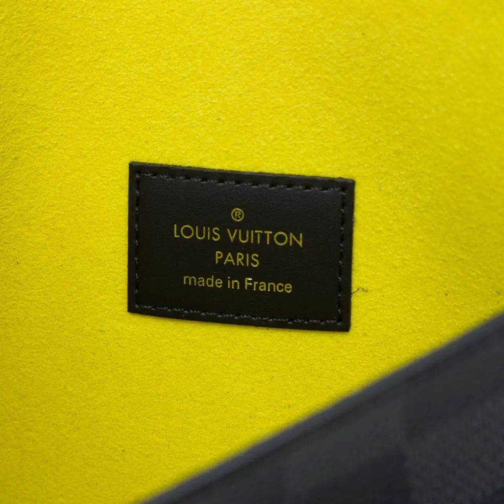 Louis Vuitton Damier Graphite Alpha Pochette MM Black Very good - Box View
