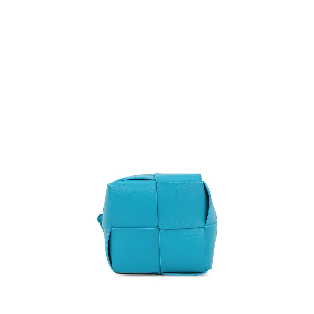 Bottega Veneta Mini Nappa Maxi Intrecciato Cassette Bucket Bag Blue Leather Very good - Inside View