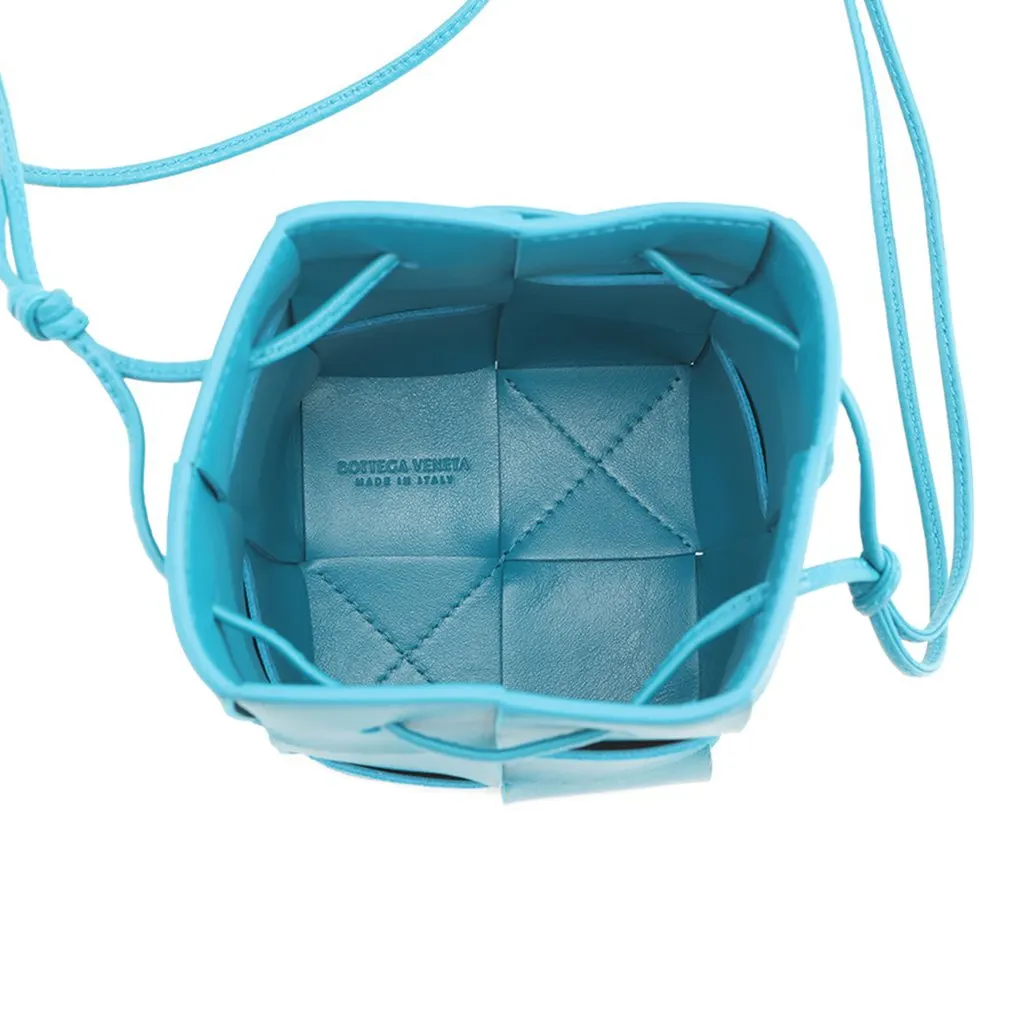 Bottega Veneta Mini Nappa Maxi Intrecciato Cassette Bucket Bag Blue Leather Very good - Model View