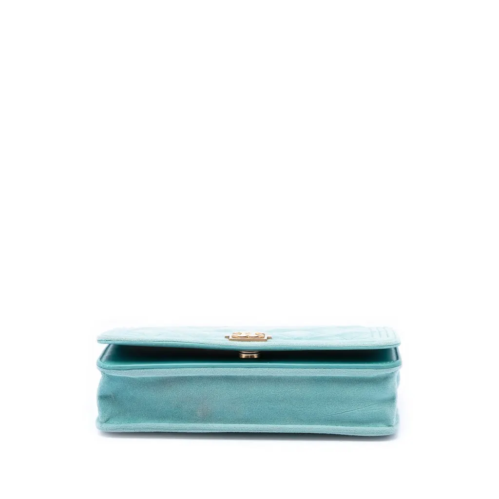 Chanel Quilted Velvet Boy Wallet On Chain Blue Very good - Inside View
