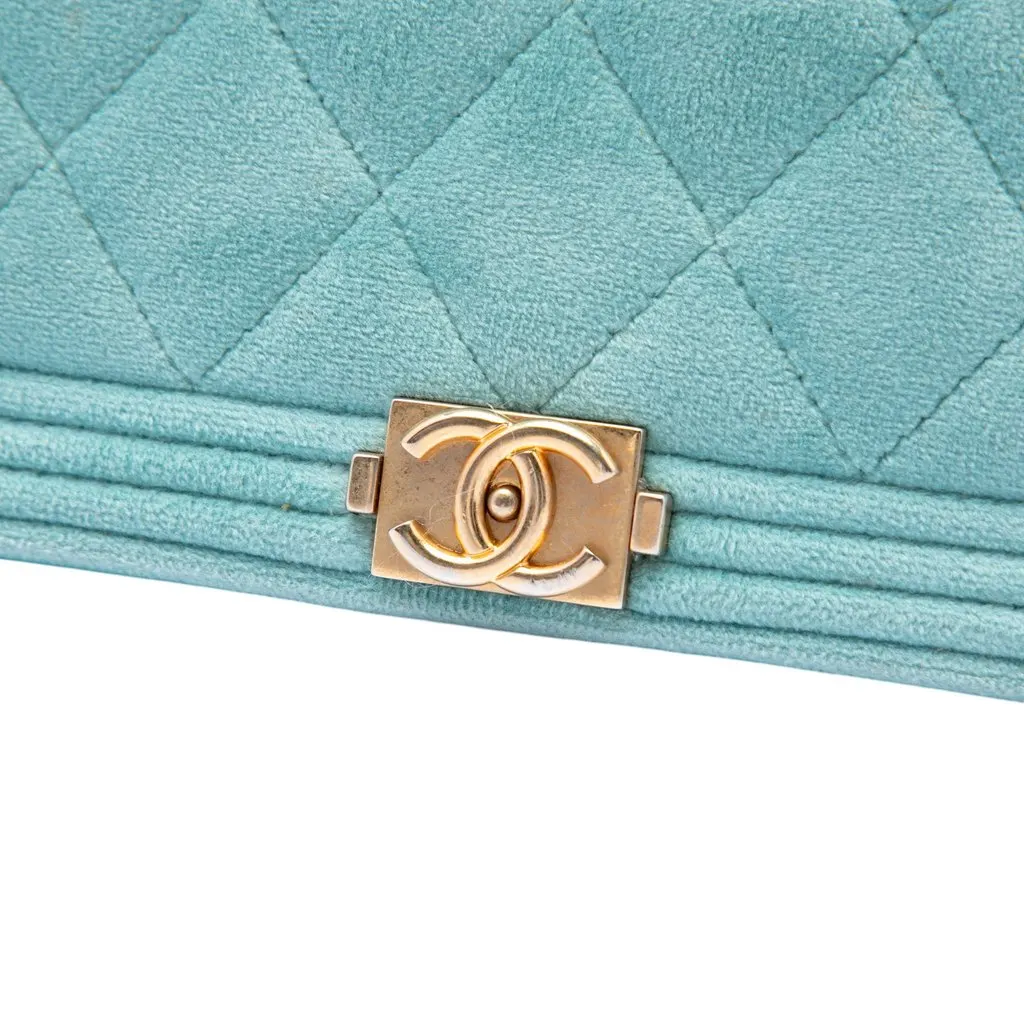 Chanel Quilted Velvet Boy Wallet On Chain Blue Very good - Box View