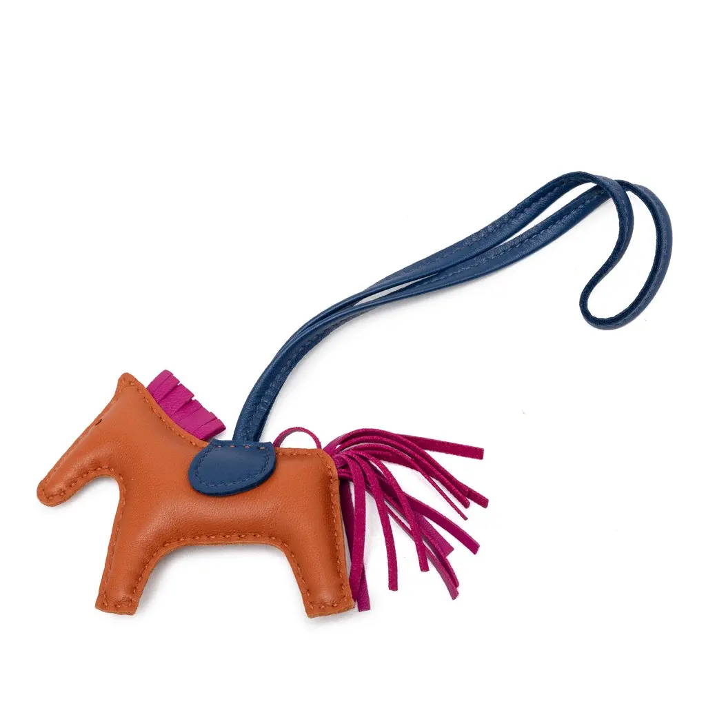 Hermès Milo Lambskin Grigri Rodeo Bag Charm PM Brown Leather Very good - Front View