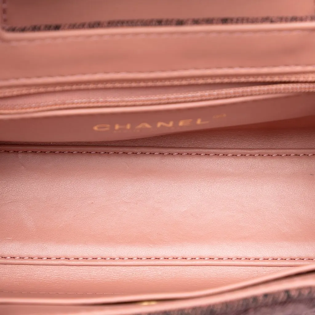 Chanel Nano Washed Denim Kelly Shopper Bag Pink Very good - Model View