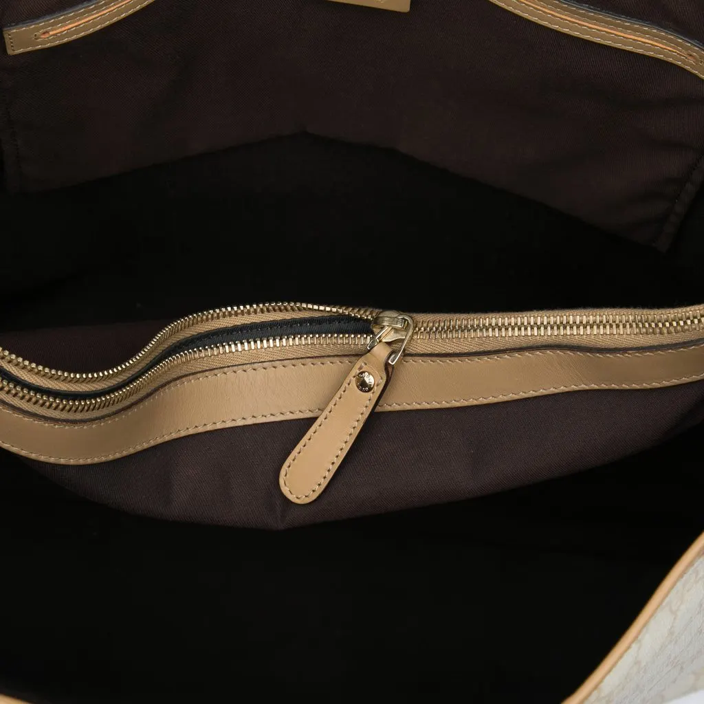 Gucci GG Supreme Joy Vertical Tote Brown Canvas Very good - Model View