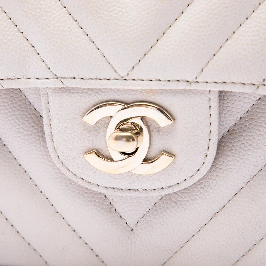 Chanel Small Classic Chevron Caviar Double Flap White Leather Very good - Box View