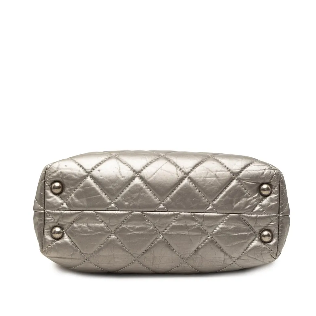 Chanel Quilted Metallic Aged Calfskin Reissue 2.55 Tote MultiColor Leather Very good - Inside View