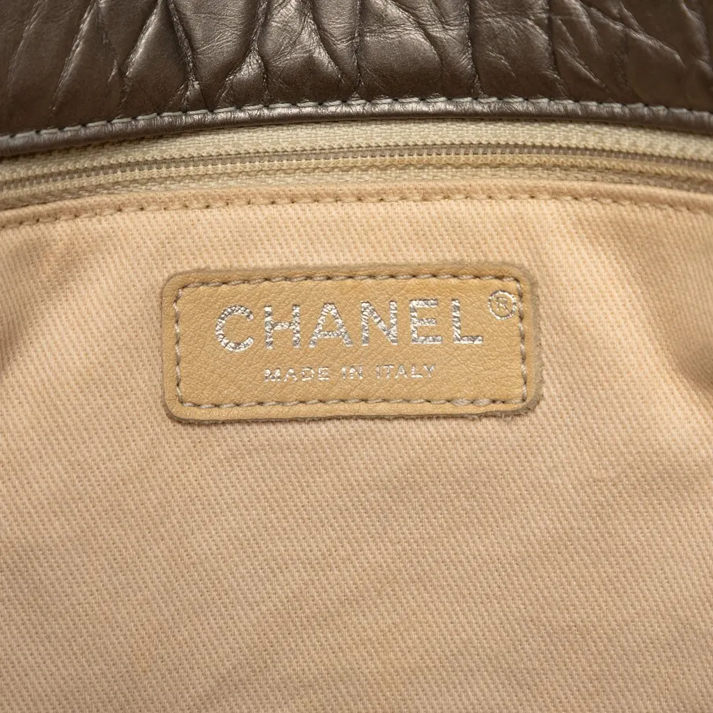 Chanel Quilted Metallic Aged Calfskin Reissue 2.55 Tote MultiColor Leather Very good - Box View