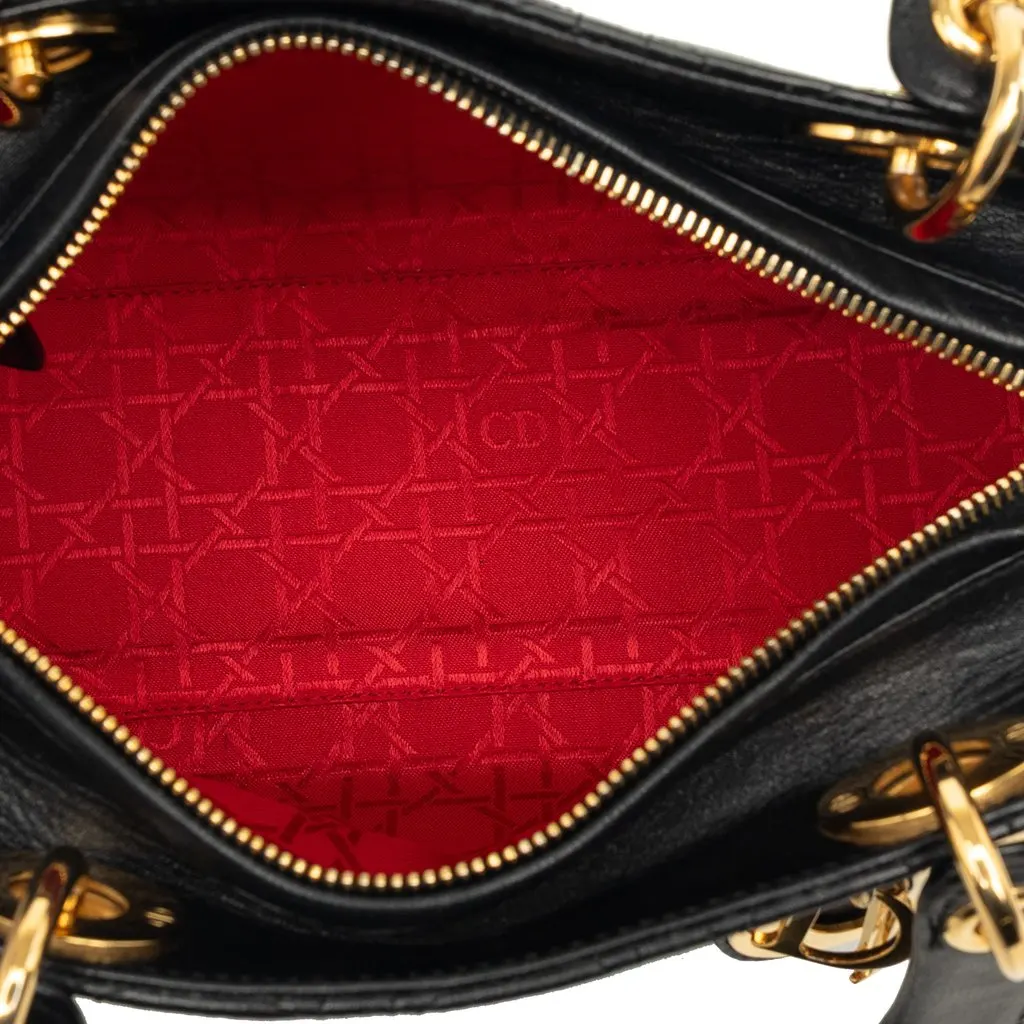 Dior Medium Lambskin Cannage Lady Dior Black Leather Very good - Model View