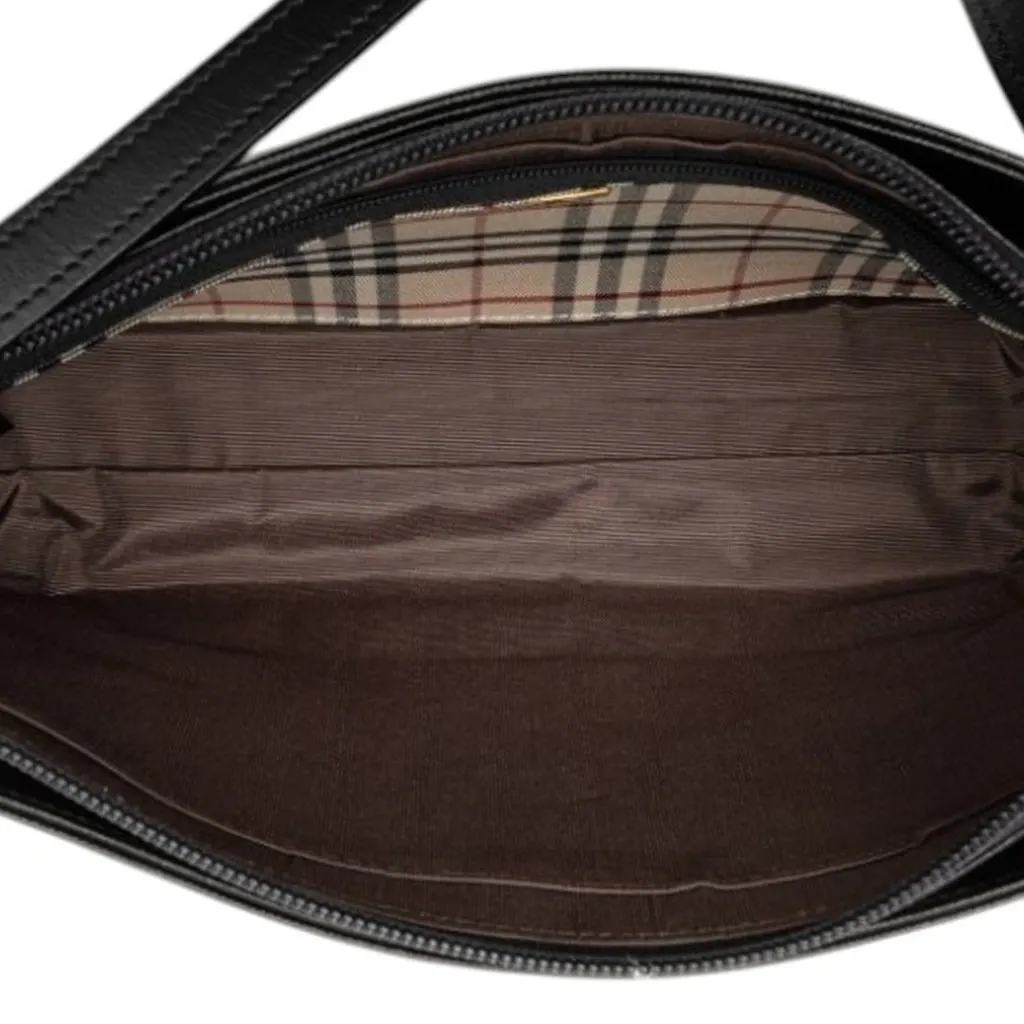 Burberry Leather Shoulder Bag Black Leather Very good - Model View