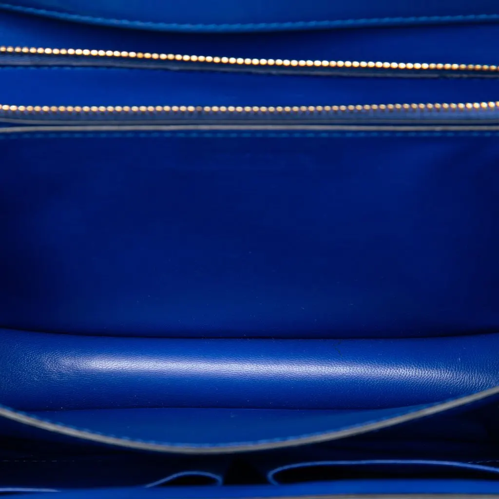 Celine Medium Calfskin Classic Box Blue Leather Very good - Model View