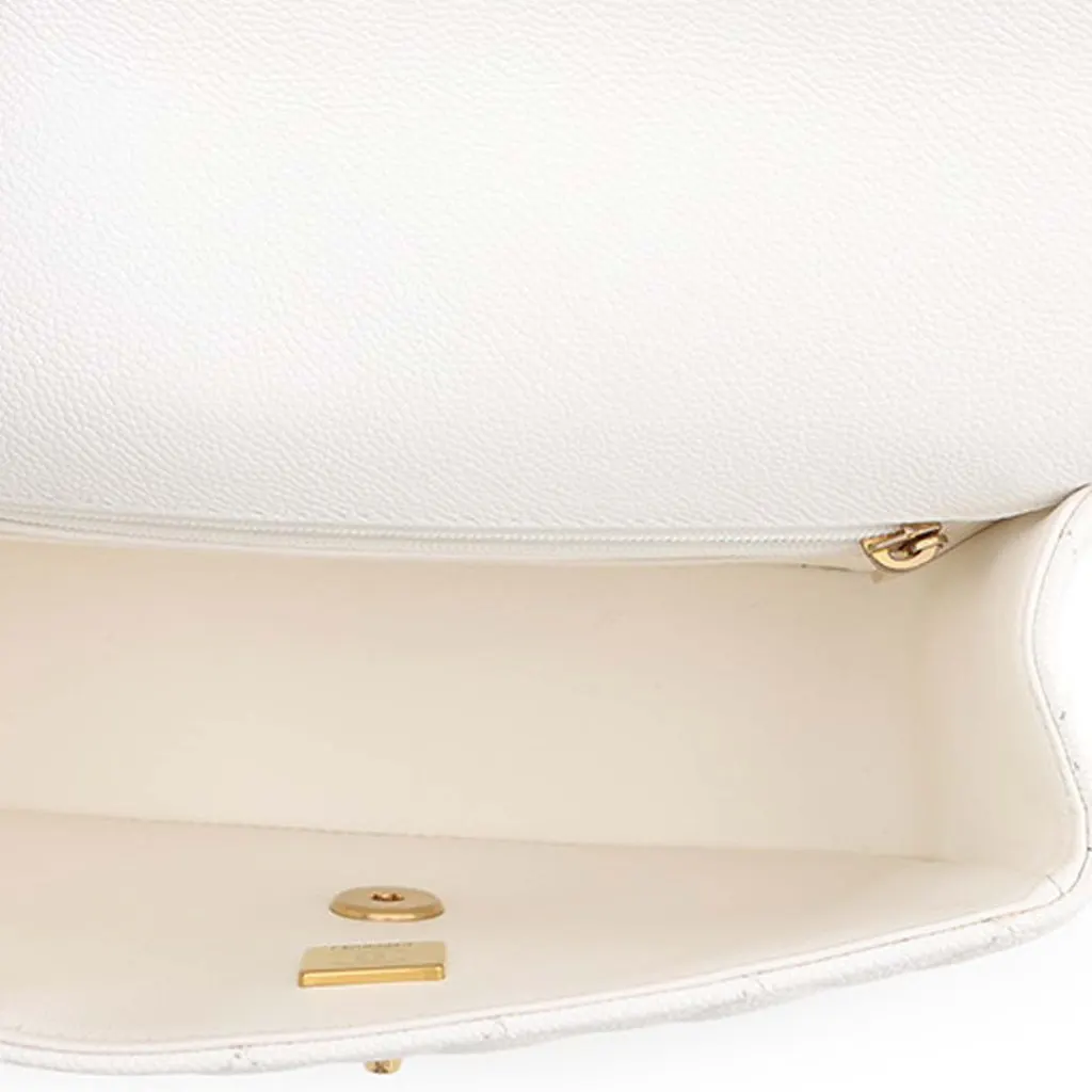 Chanel Mini CC Quilted Caviar Handy Flap White Leather Very good - Model View