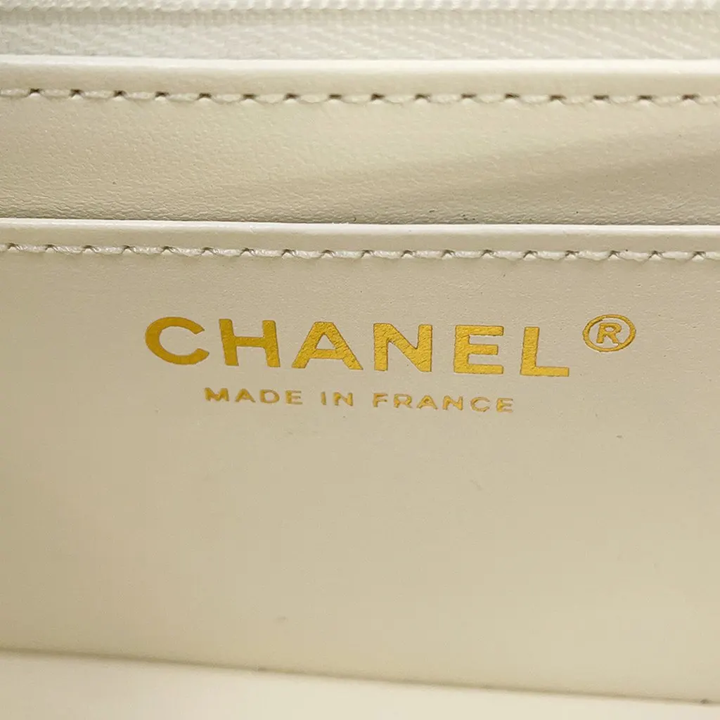 Chanel Mini CC Quilted Caviar Handy Flap White Leather Very good - Box View