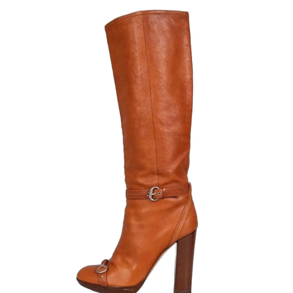 Dior Brown Leather Boots, Size 38 EU Pre-owned Brown Leather Good - Front View