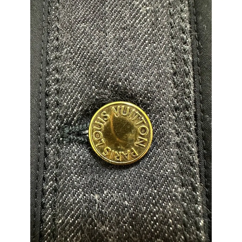 Louis Vuitton Denim Jacket Gold Buttons Women’s Size 36 Pre-owned Gold Denim Good - Box View