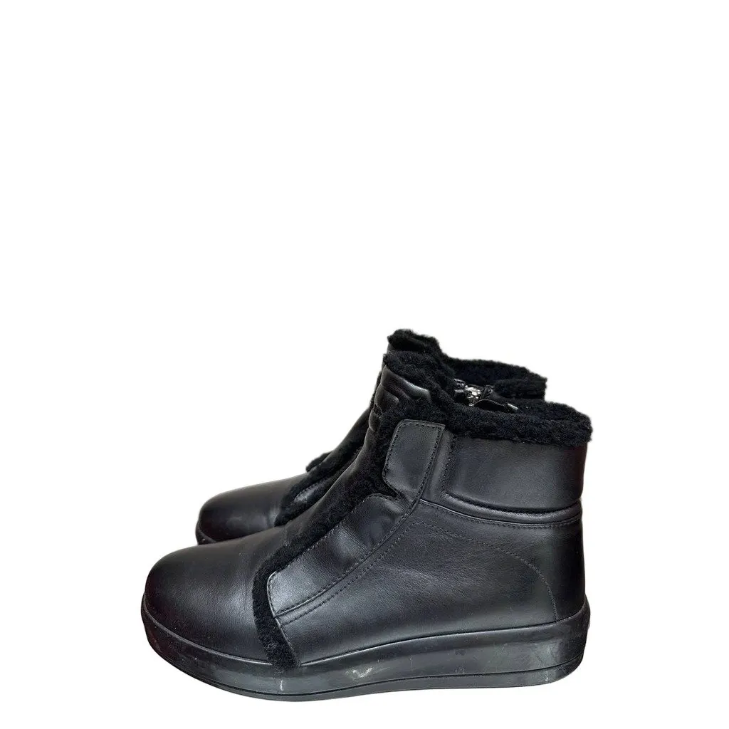 Prada Black Leather Shearling Lined Ankle Boots EU 38 Pre-owned Black Leather Good - Front View