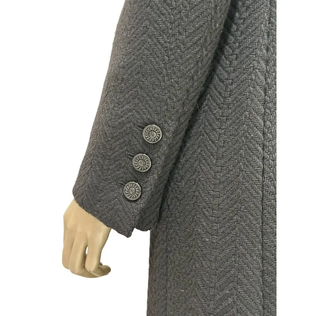 Chanel Fall 2006 Herringbone Wool Coat - FR 38 Pre-owned Navy Wool Good - Model View