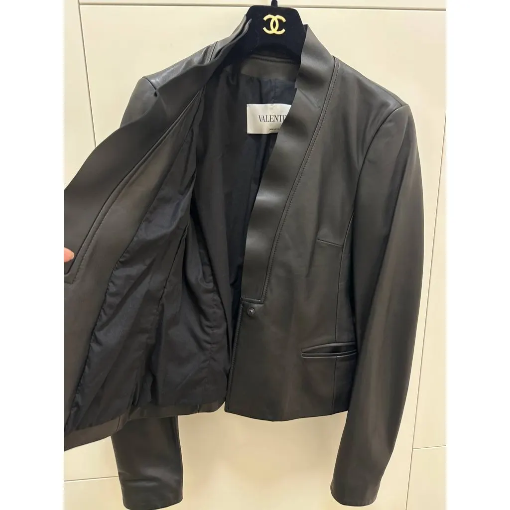 Valentino Black Leather Cropped Fitted Blazer IT 42 Pre-owned Black Leather Good - Back View