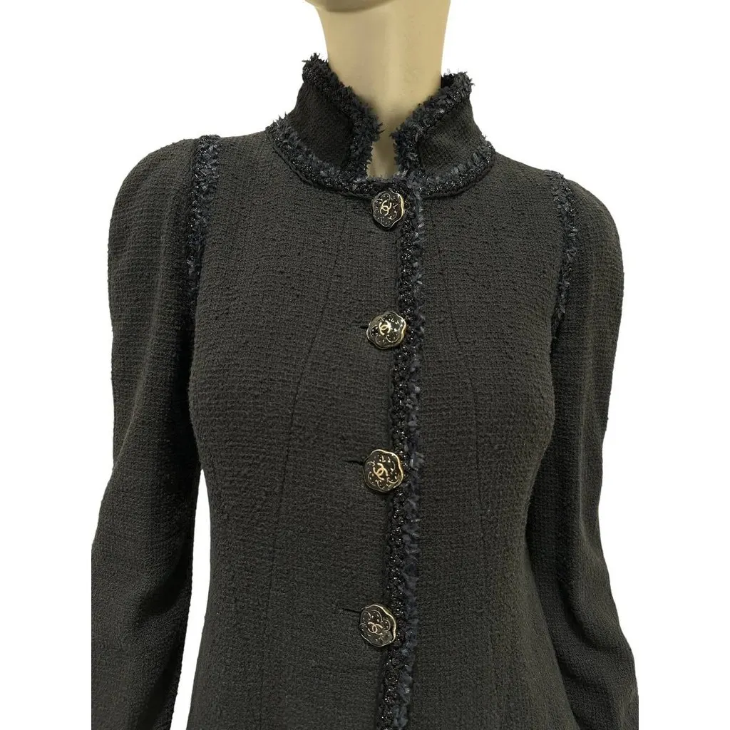Chanel 2013 Cruise Versailles Black Tweed Jacket CC Buttons Size 40 Pre-owned Black Tweed Good - Inside View