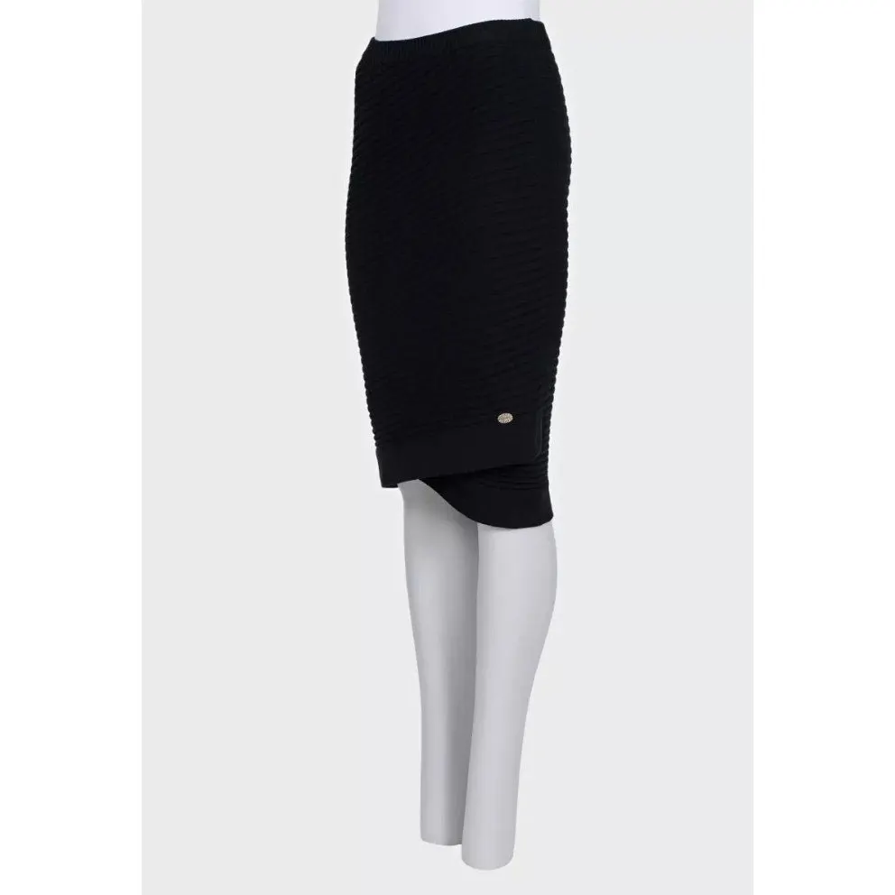 Chanel Black Cashmere Pencil Skirt Sz.40 Pre-owned Black Wool Good - Back View