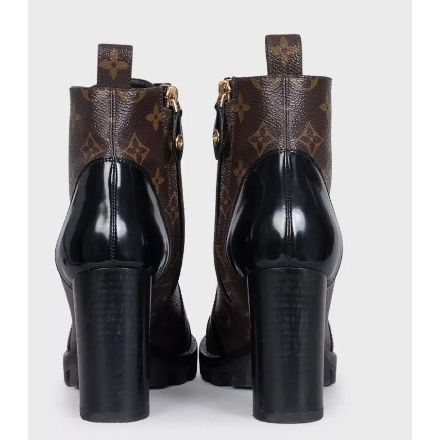 Louis Vuitton Star Trail Brown Monogram Ankle Boots sz.36 Pre-owned Brown Canvas Good - Model View