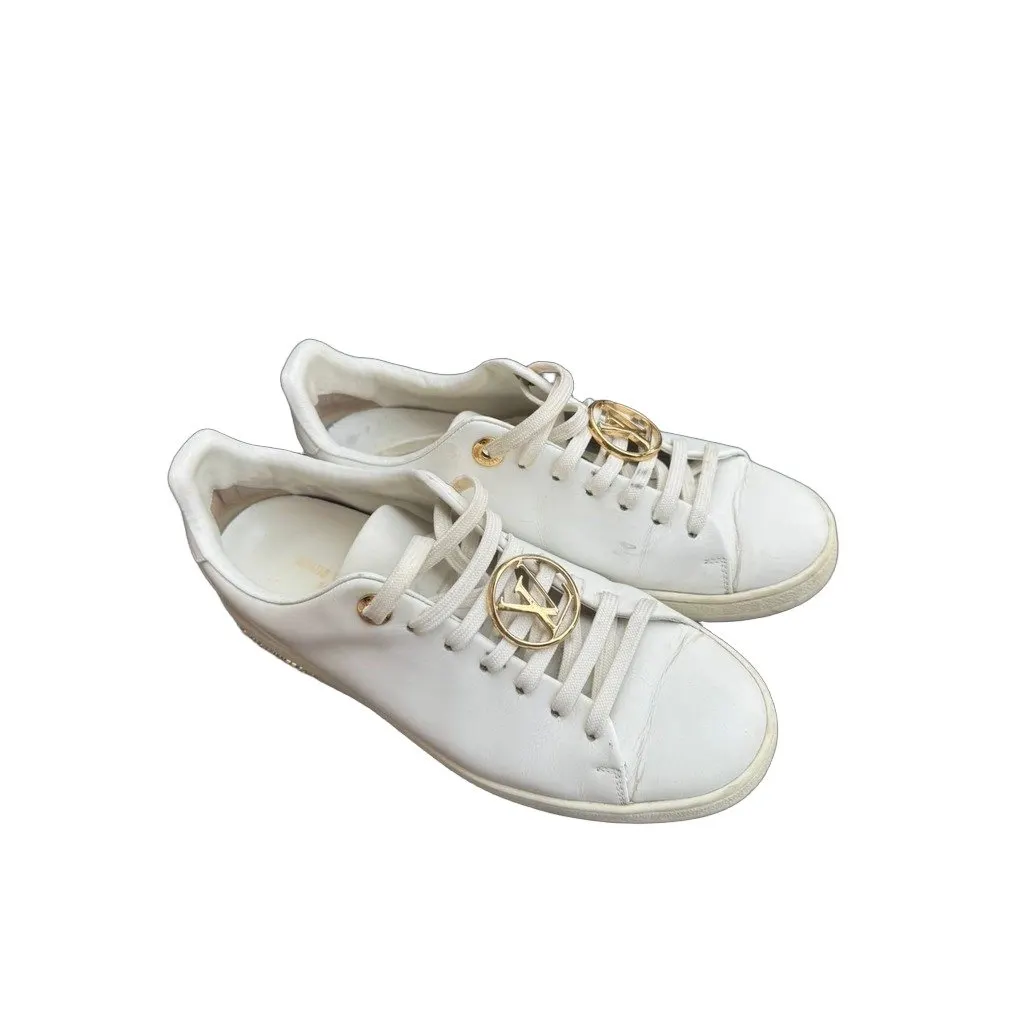 Louis Vuitton Time Out White Leather Sneakers 36 Pre-owned White Leather Good - Front View