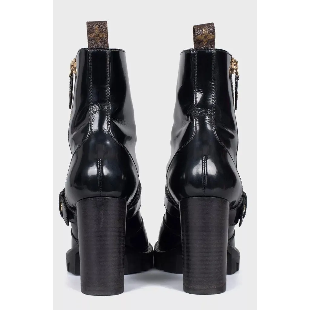 Louis Vuitton Star Trail Black Leather Ankle Boots Sz.37 Pre-owned Black Leather Good - Model View