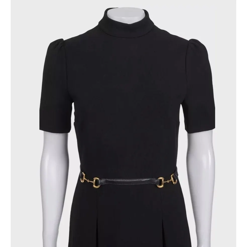 Gucci Black Fitted Dress Sz.M Pre-owned Black Polyamide Good - Model View
