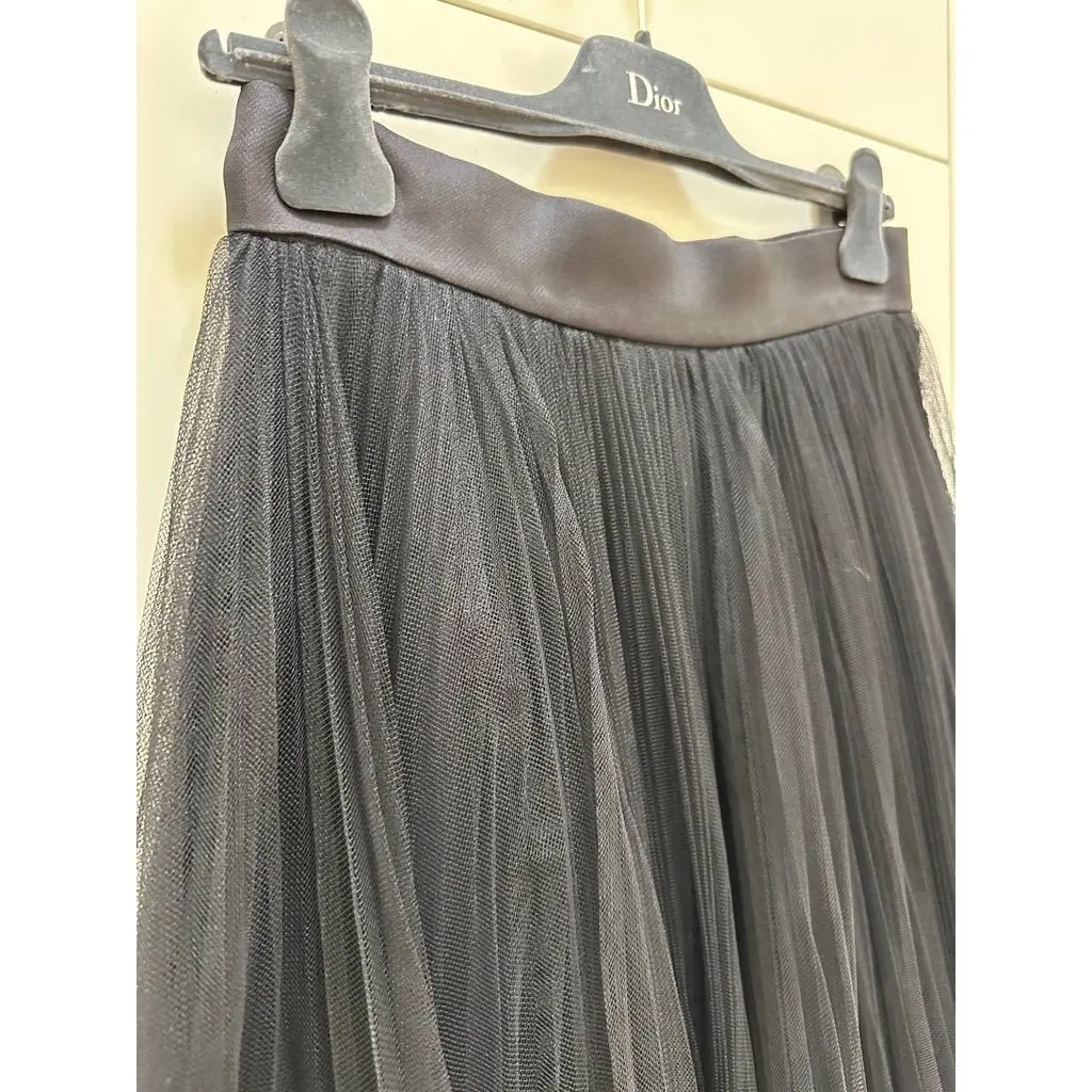 Unsigned Christian Dior Black Pleated Midi Skirt Sz.38 Pre-owned Black Satin Good - Back View