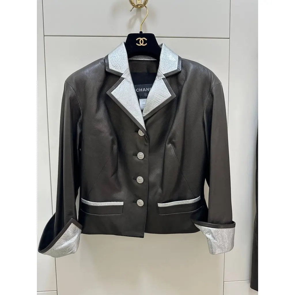 Chanel Black Lambskin Leather Two-Piece Suit Set Sz.40/36 Pre-owned Black Leather Good - Back View