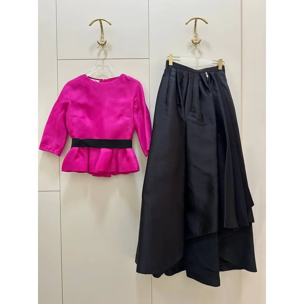 Unsigned Christian Dior Fuchsia Silk Top & Black Skirt Set Sz.38 Pre-owned Black Silk Good - Inside View