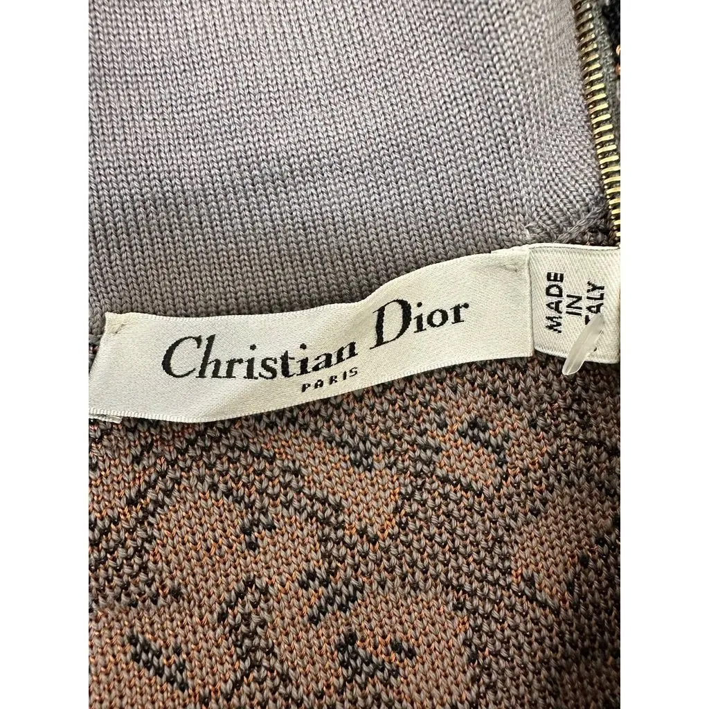 Unsigned Leopard Knit Dress - FR 38 / US 6 Pre-owned Black Wool Good - Model View