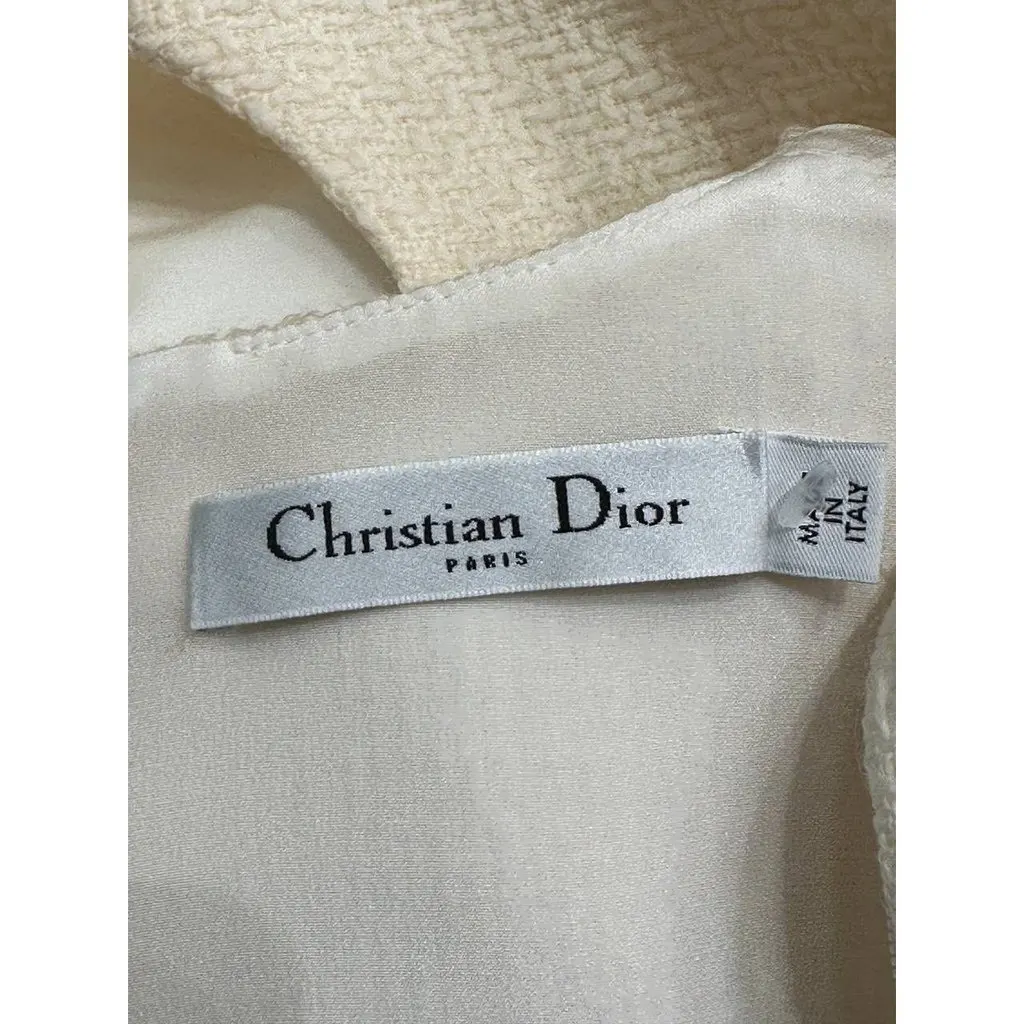 Unsigned Christian Dior Ivory Wool Mini Dress Sz.38 Pre-owned White Wool Good - Model View