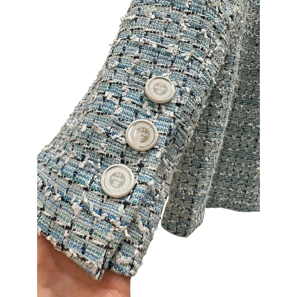 Chanel Light Blue Multicolor Tweed Blazer Sz.38 Pre-owned Blue Tweed Good - Box View