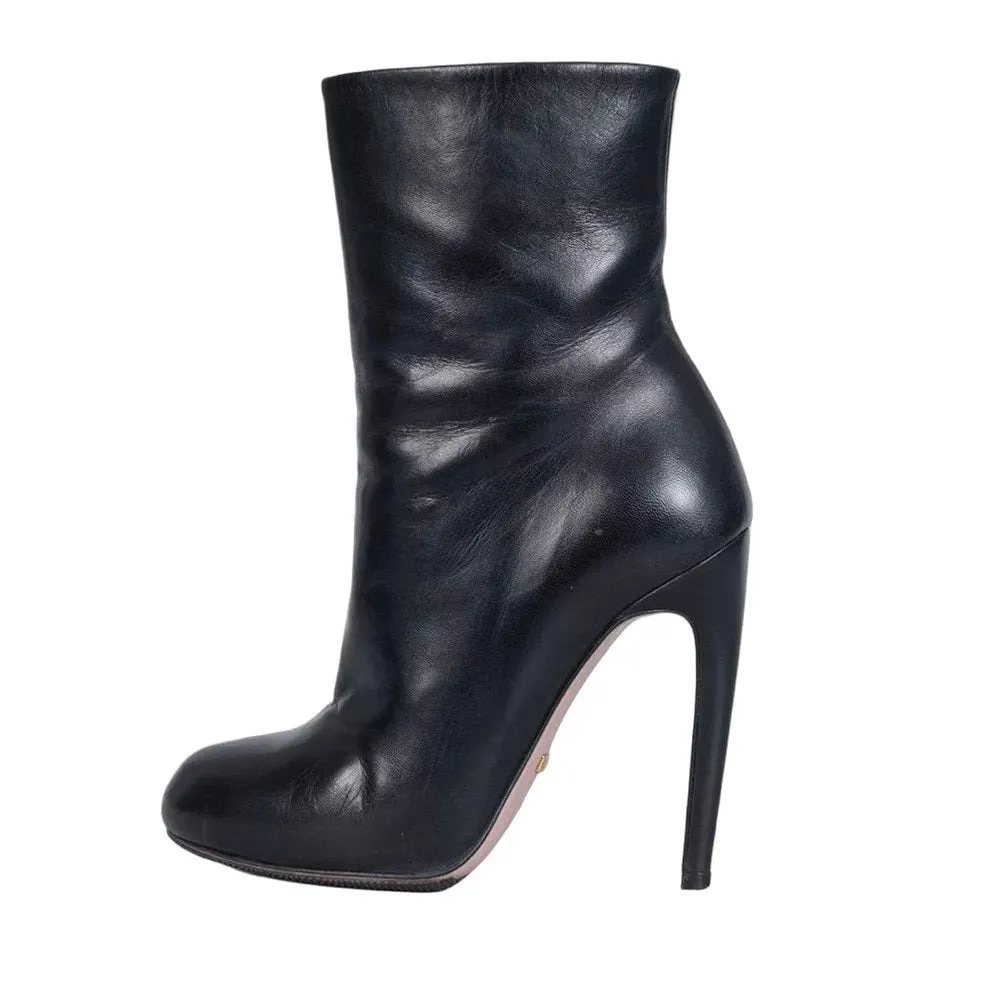 Gucci أسود جلد كاحل بوت مع ذهبي Hardware Sz.34.5 مستعملة