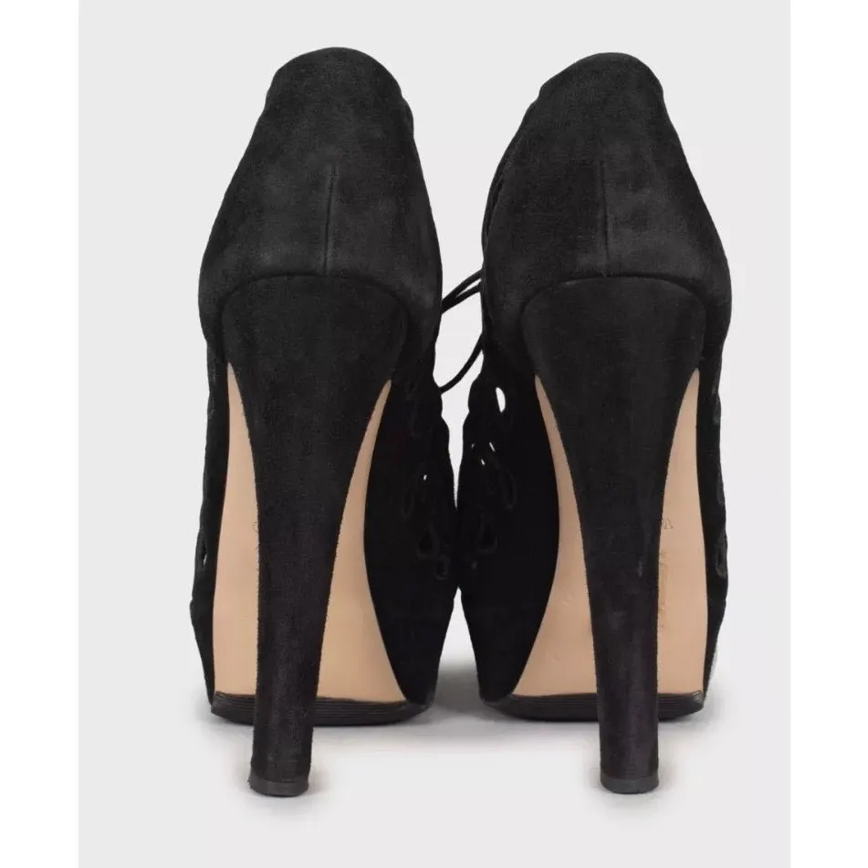 Valentino Black Suede Ankle Boots - EU 39 Pre-owned Black Suede Good - Model View