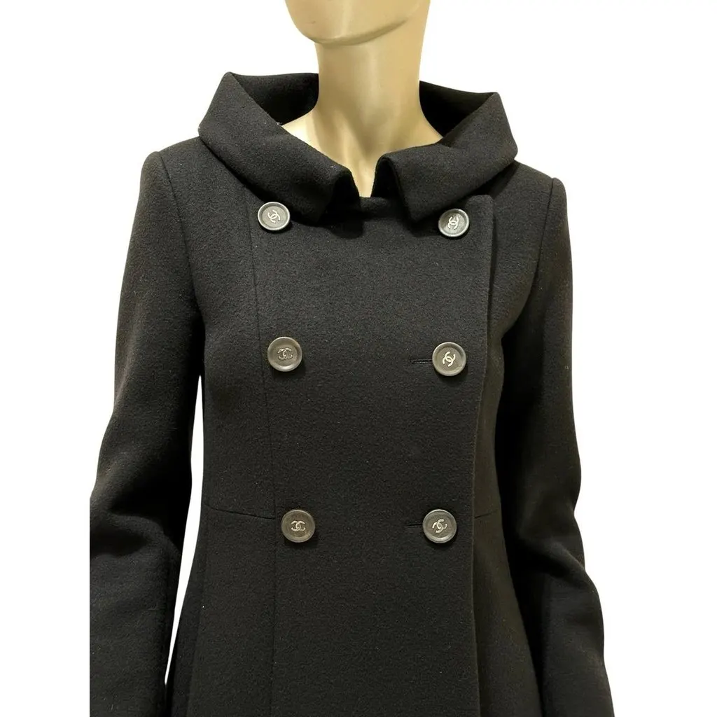 Chanel Black Wool Coat A-Line Double-Breasted Sz. 38 Pre-owned Black Wool Good - Inside View