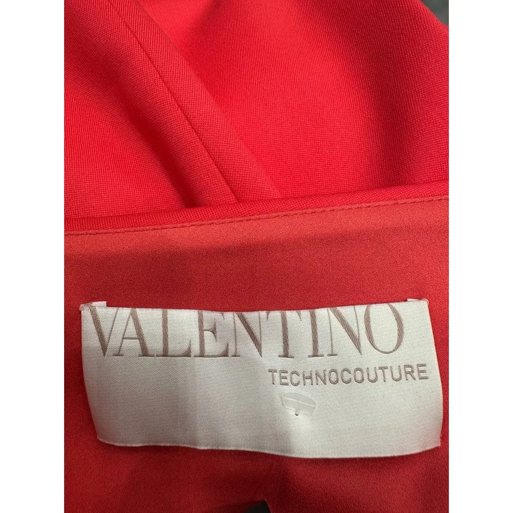 Valentino Red Wool Cocktail Dress Sz.42 Pre-owned Red Wool Good - Model View