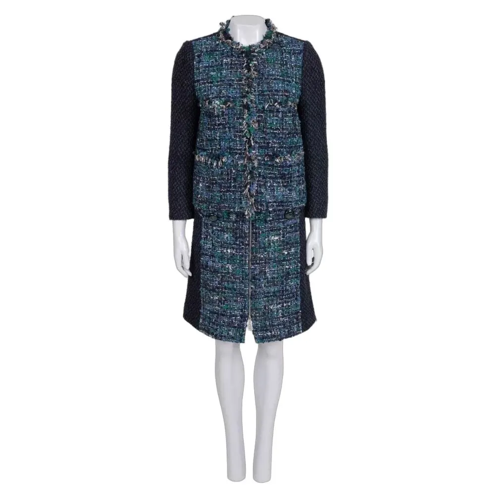 Louis Vuitton NWOT Louis Vuitton Blue Tweed Skirt Suit Set - Jacket & Skirt FR 38 Pre-owned Blue Tweed Never worn - Front View