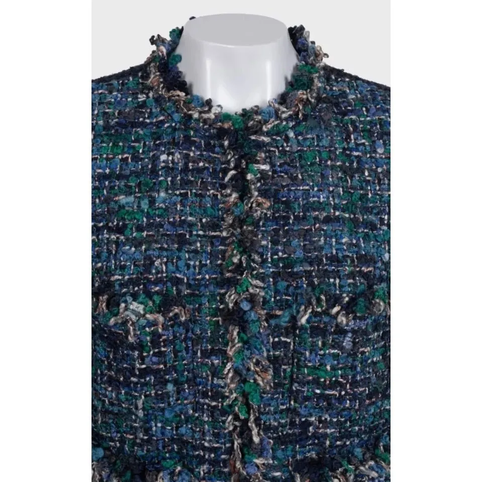 Louis Vuitton NWOT Louis Vuitton Blue Tweed Skirt Suit Set - Jacket & Skirt FR 38 Pre-owned Blue Tweed Never worn - Box View