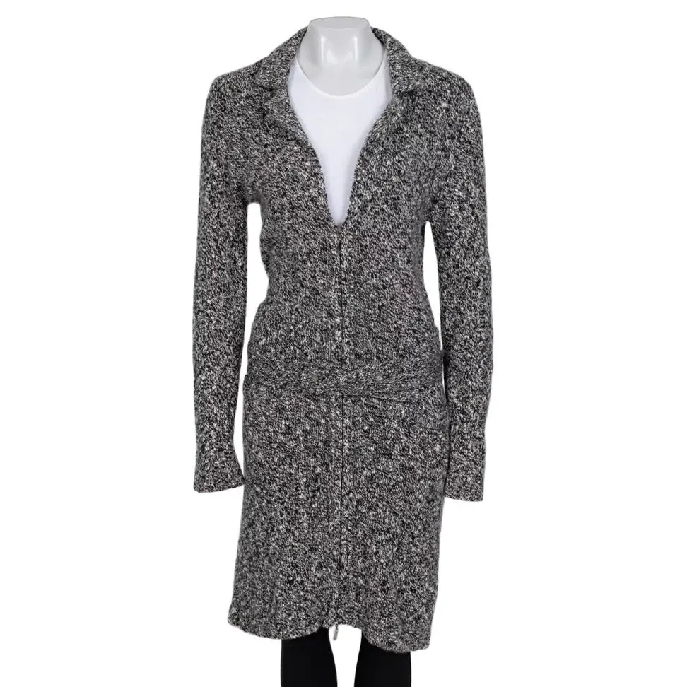 Chanel Black & White Cashmere Long Cardigan Sz.40/S Pre-owned Black Wool Good - Front View