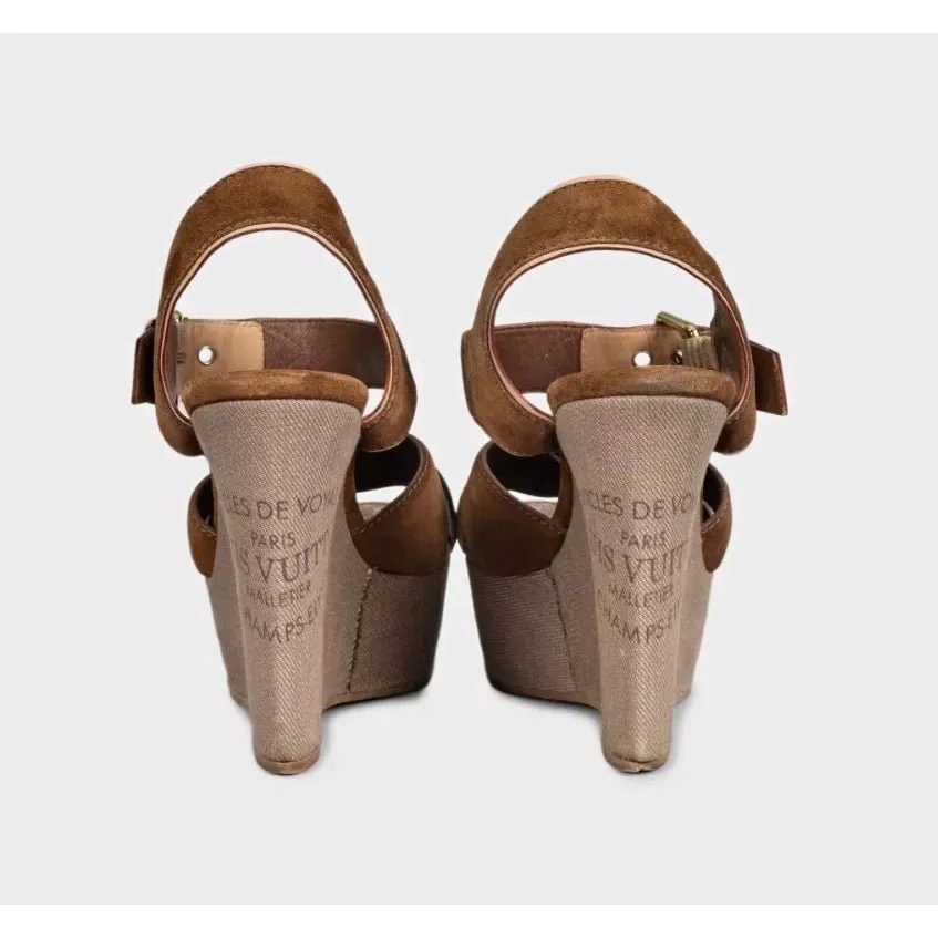 Louis Vuitton Brown Suede Monogram Platform Sandals EU 41 Pre-owned Brown Suede Good - Model View