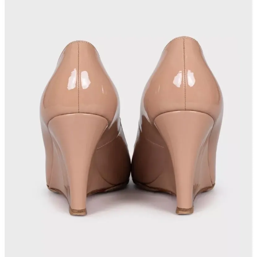 Christian Louboutin Beige Leather Wedge Pumps EU 36 Pre-owned Beige Leather Good - Model View
