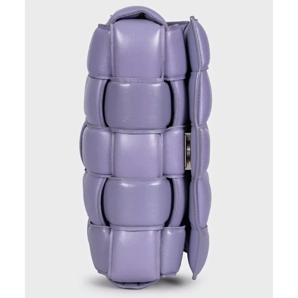 Bottega Veneta Purple Cassette Leather Shoulder Bag Pre-owned Purple Leather Good - Model View